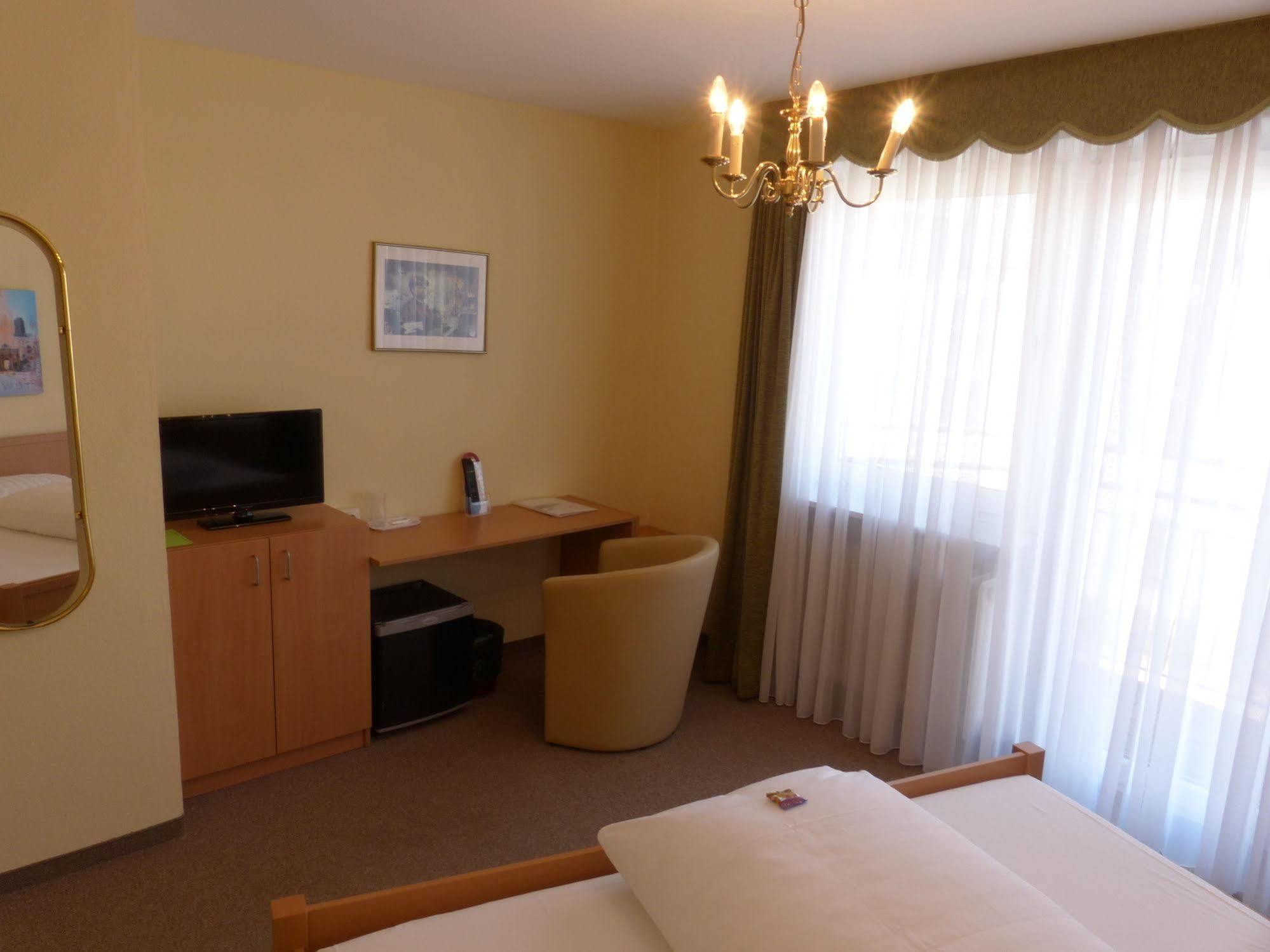 Hotel Simon ガウティンク エクステリア 写真