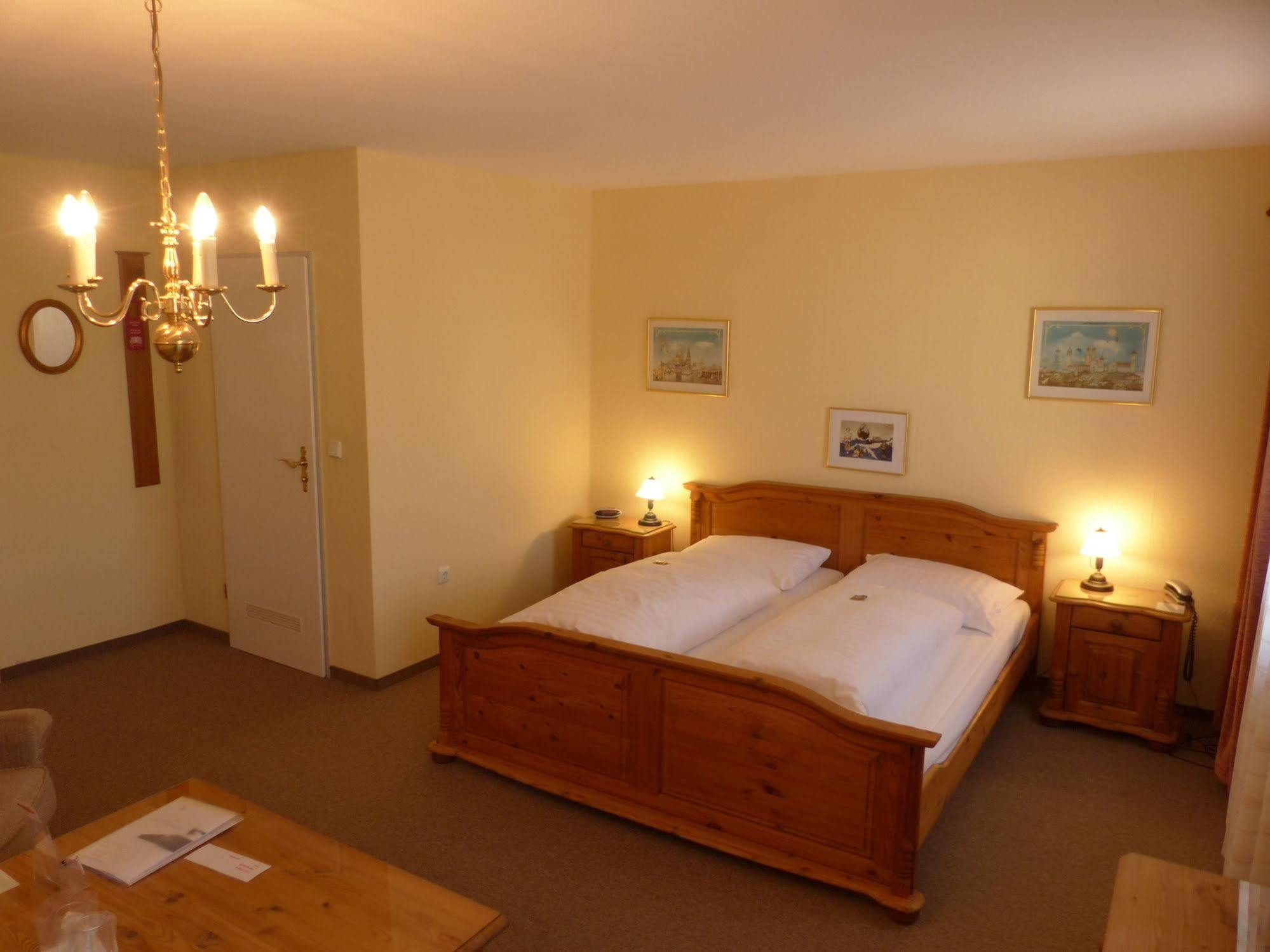 Hotel Simon ガウティンク エクステリア 写真